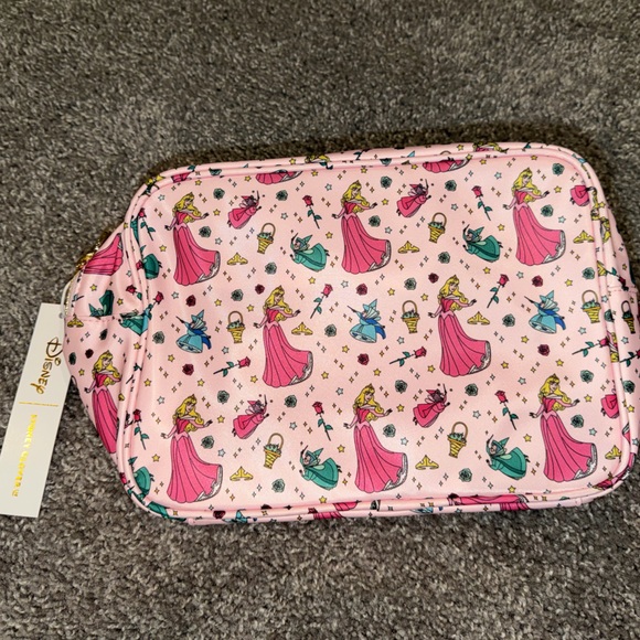 Stoney Clover Lane Disney Sleeping Beauty Awaken By A Kiss Large Pouch Aurora - Picture 4 of 5